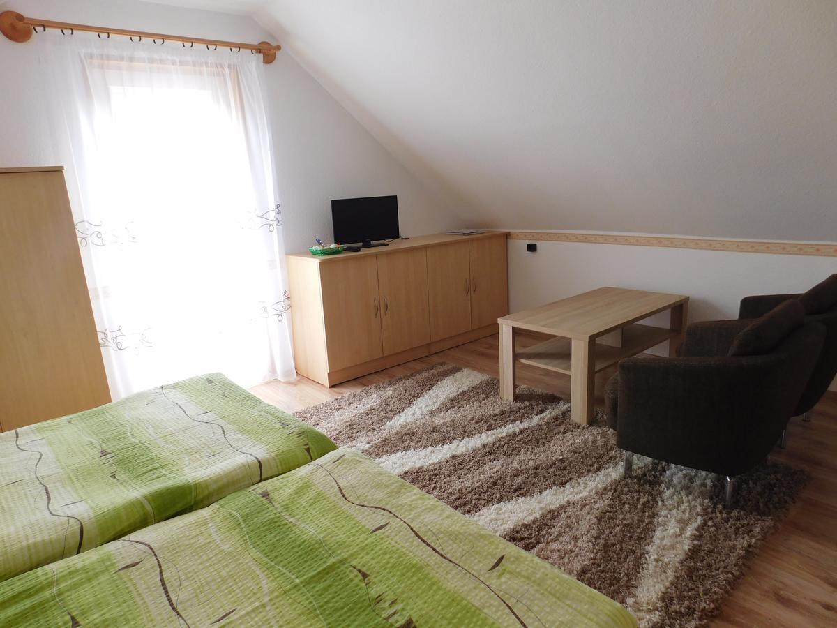 Xxl Apartman Zalakaros Exterior photo